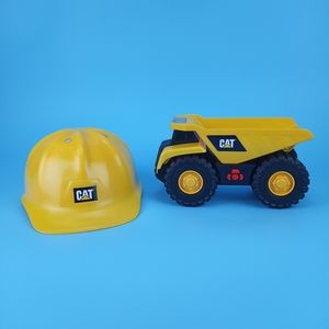 Caterpillar CAT 2019 Plastic Dump Truck Toy w/ Sounds And Hard Hat Yellow Black